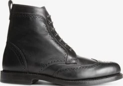 Dalton Wingtip Dress Boot 7 Dalton Wingtip Dress Boot -Allenedmonds Sshop ec4000008 right feed660w