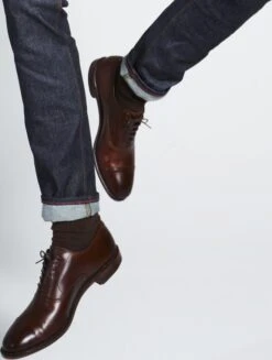 Park Avenue Cap-toe Oxford Dress Shoe -Allenedmonds Sshop ec4001389 lifestyle feed660w