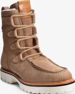 Silverlake Suede Logger Boot