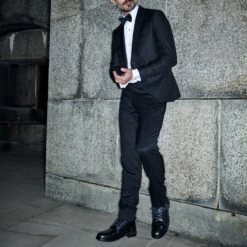 Chapman Weatherproof Combat Boot 9 Chapman Weatherproof Combat Boot -Allenedmonds Sshop ec4022626 lifestyle feed660w