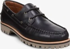 Force 10 Lug Boat Shoe