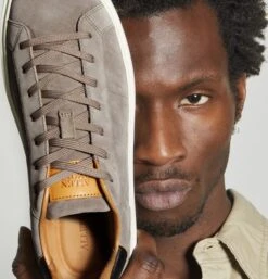 Oliver Lace-up Sneaker -Allenedmonds Sshop ec4500539 lifestyle2 feed660w