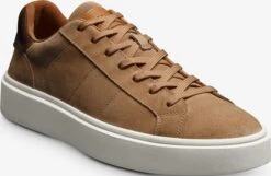 Oliver Lace-up Sneaker