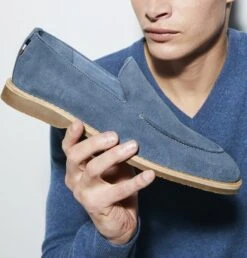 Denali Venetian Loafer -Allenedmonds Sshop ec4500554 lifestyle2 feed660w