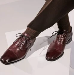 Siena Cap Stitch Oxford Dress Shoe -Allenedmonds Sshop ec4500797 lifestyle2 feed660w